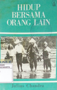 Hidup Bersama Orang Lain